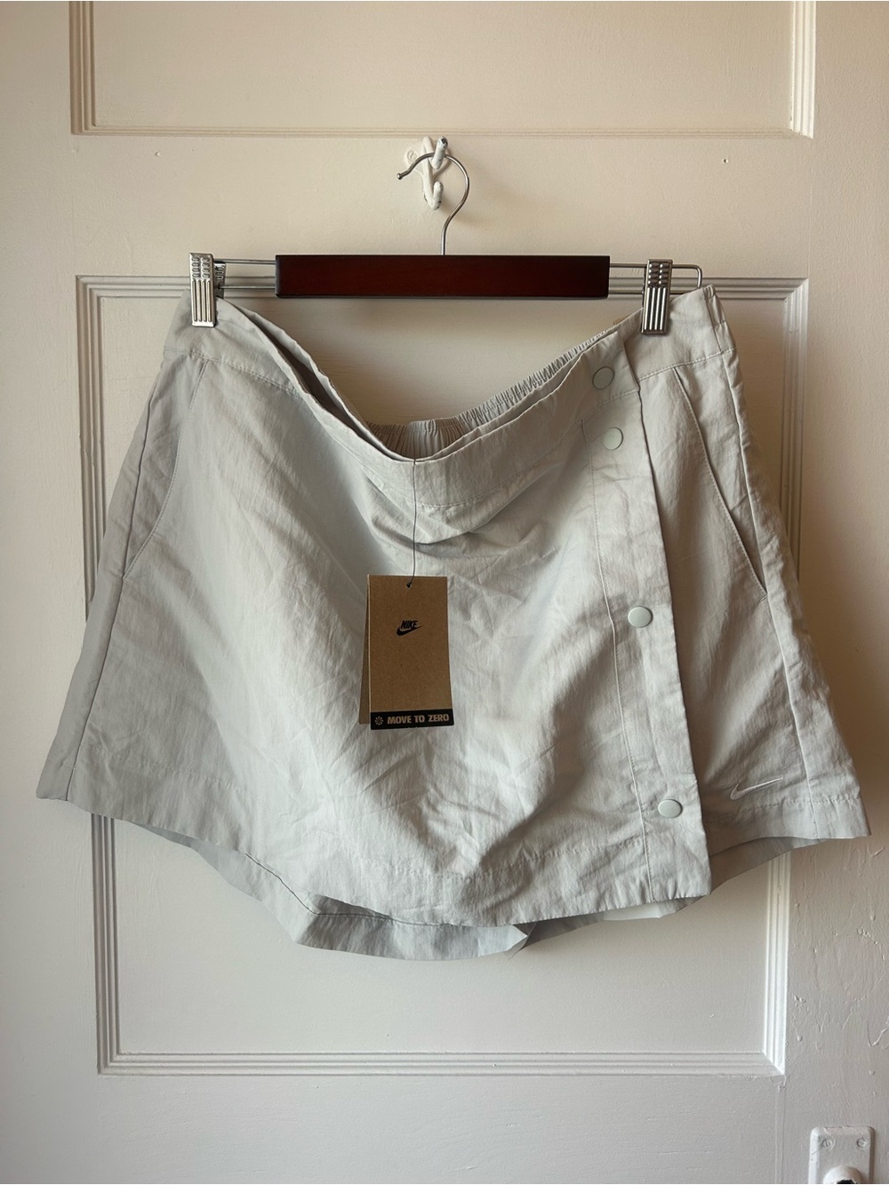 NWT Nike Essentials Woven Skort